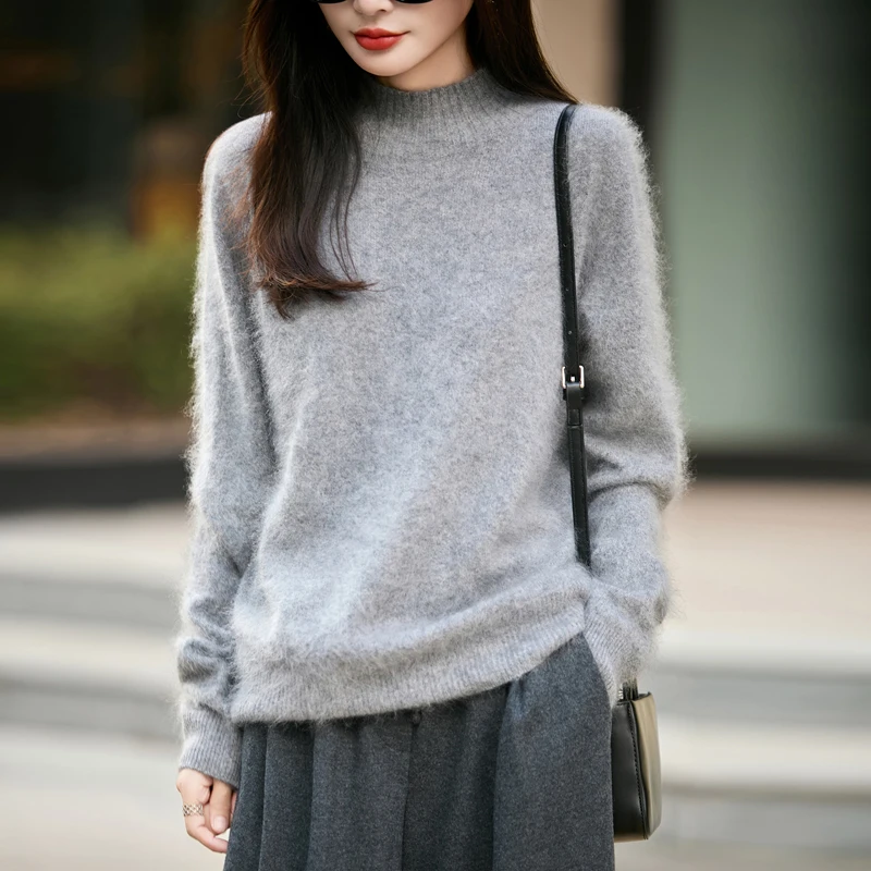 Embroidery Knit - 100% Wool Women's Fluffy High Neck