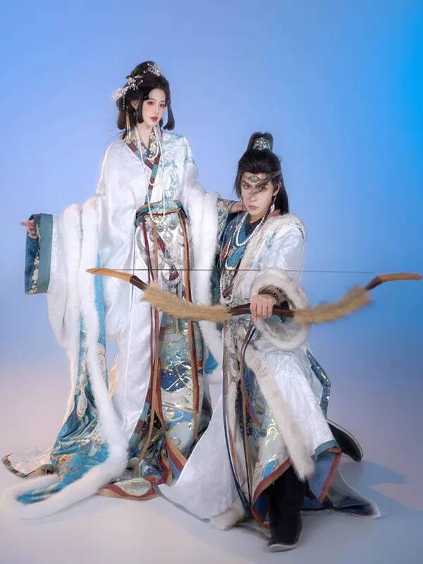 New Hanfu Women Zhan Guo Robe  - огляд і ціна Embroidery Knit