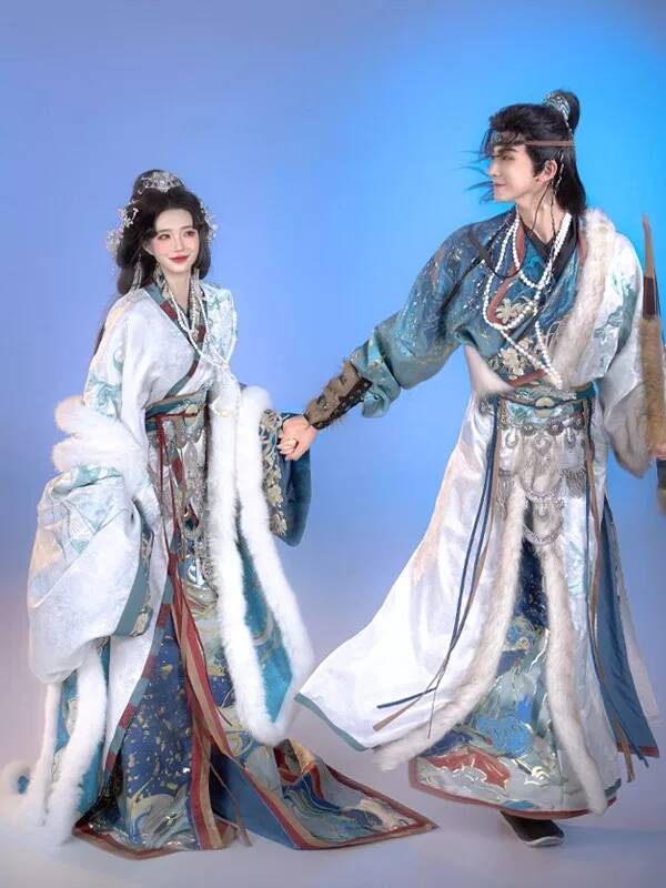 New Hanfu Women Zhan Guo Robe  - огляд і ціна Embroidery Knit