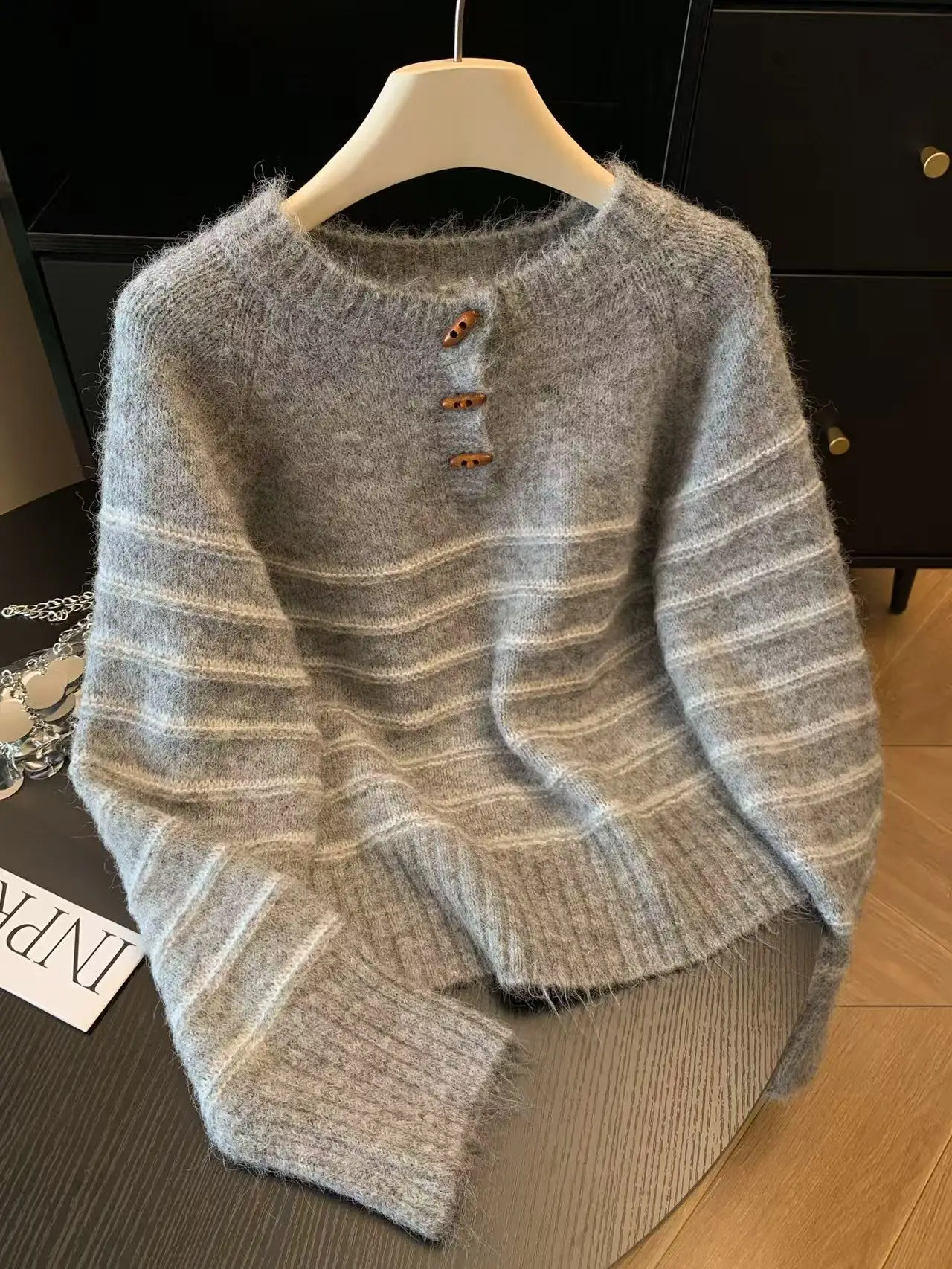 Autumn Winter Women's Striped  - огляд і ціна Embroidery Knit