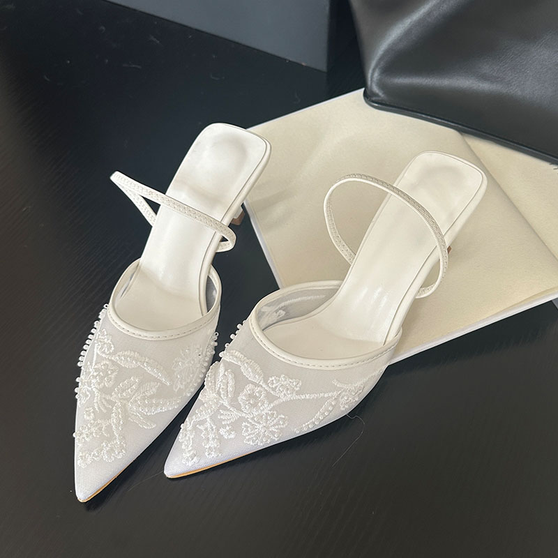 2026 Elegant Slingback Sandals - огляд і ціна Embroidery Flower