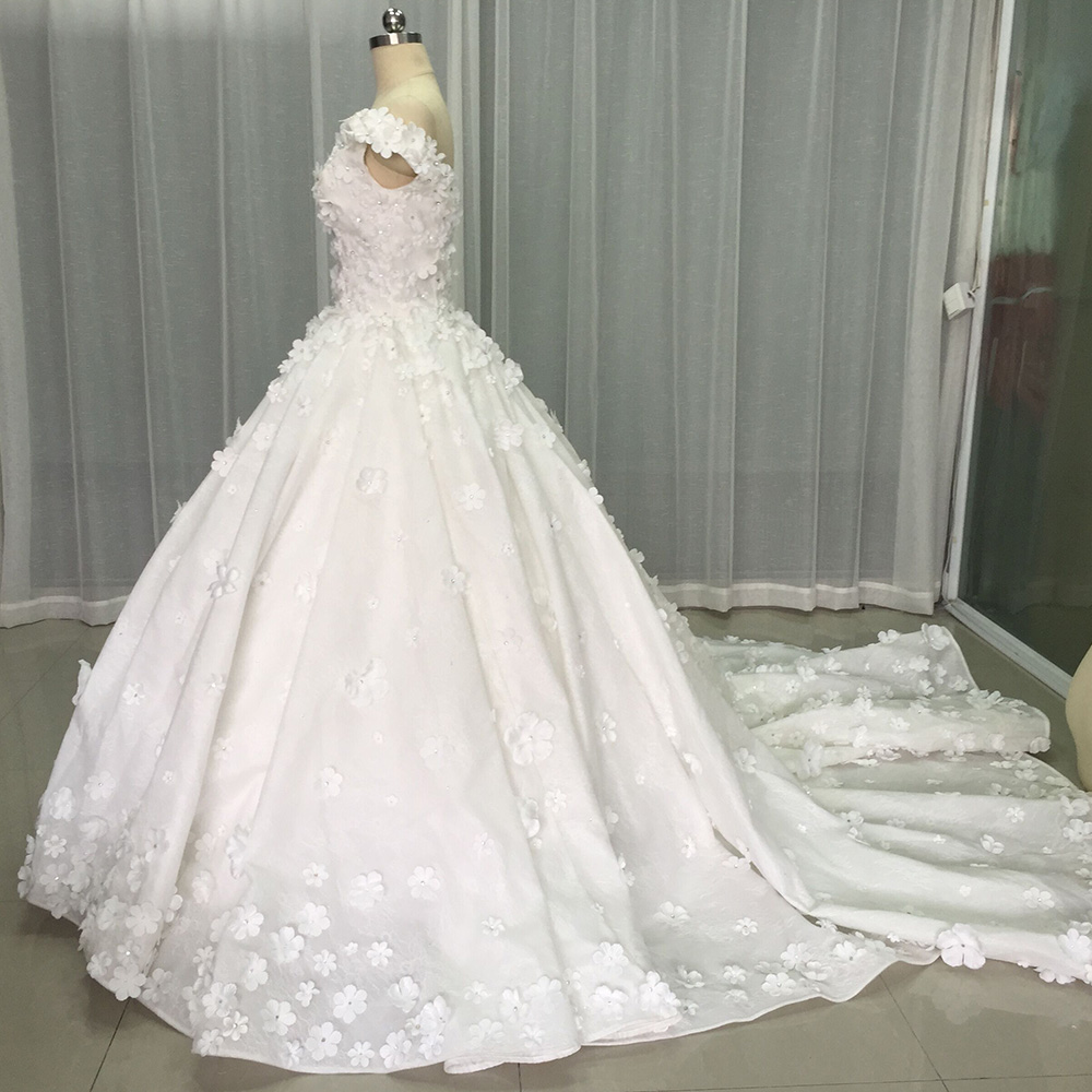 Elegant Superfine Wedding Gown - огляд і ціна Embroidery Organza