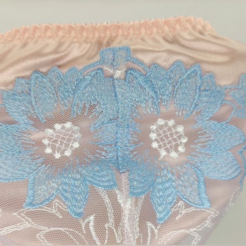 Man's Lace Embroidery Pink Bri - огляд і ціна Embroidery Knit
