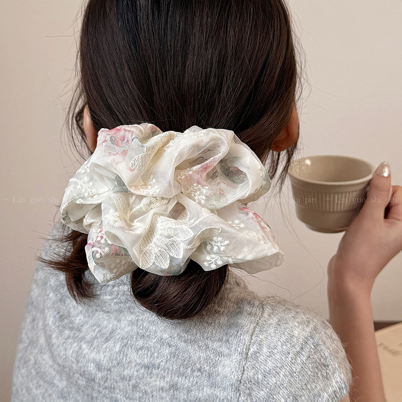 Gentle Summer Embroidery Organ - огляд і ціна Embroidery Organza