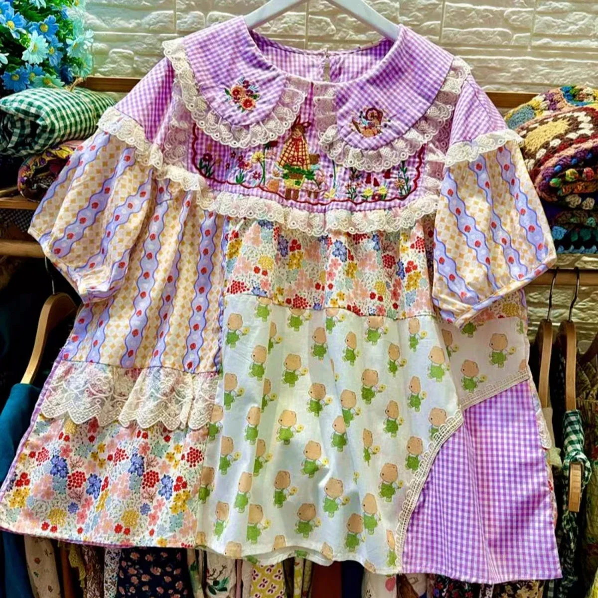 Vintage Sweet Cotton Patchwork - огляд і ціна Embroidery Motif