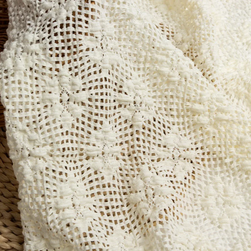 Bubble ruched jacquard lace fa - огляд і ціна Embroidery Meaning